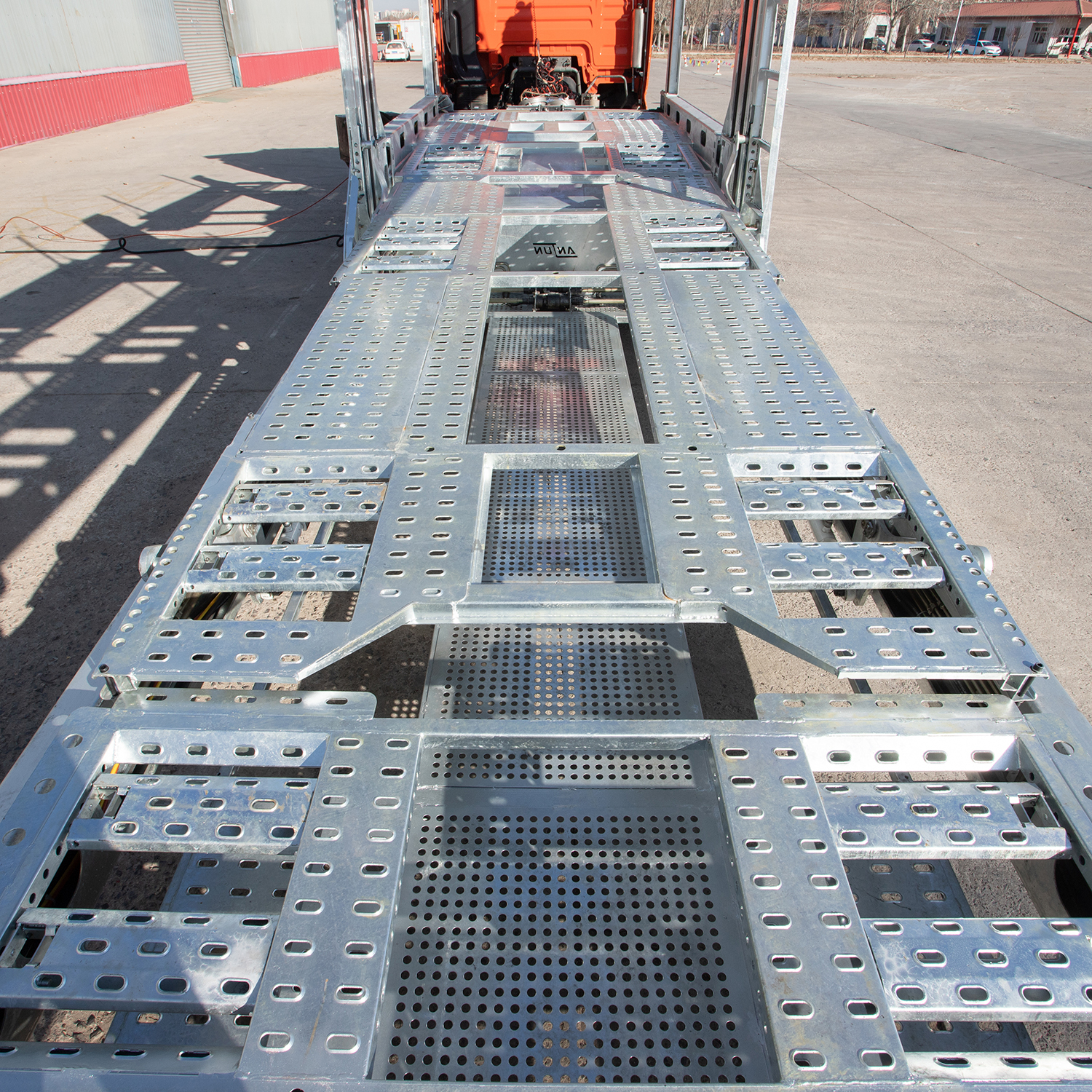 Car Carrier Semi Trailer for the Russian vehicle transport
